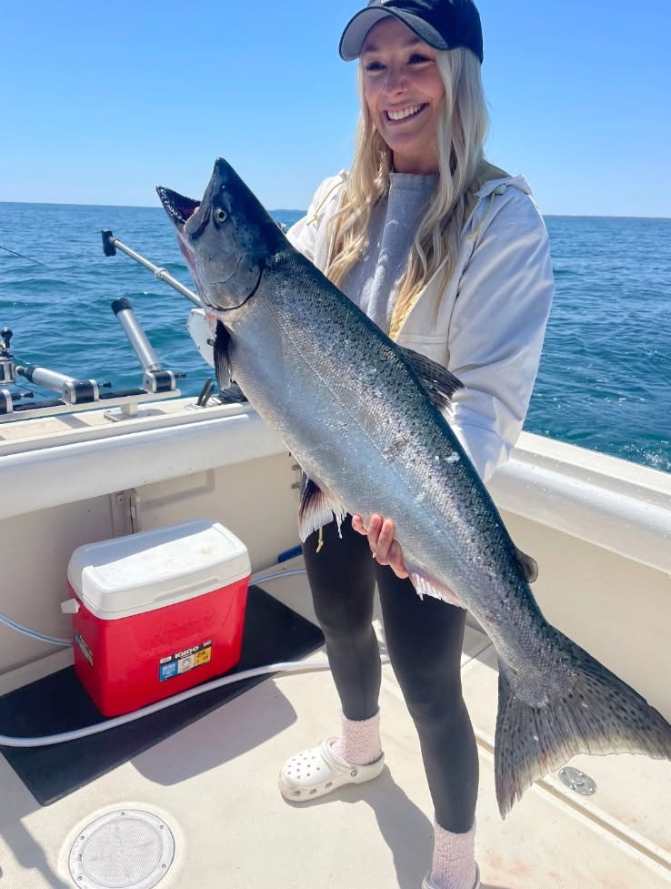 Wisconsin Lake Michigan fishing charter boat excursion