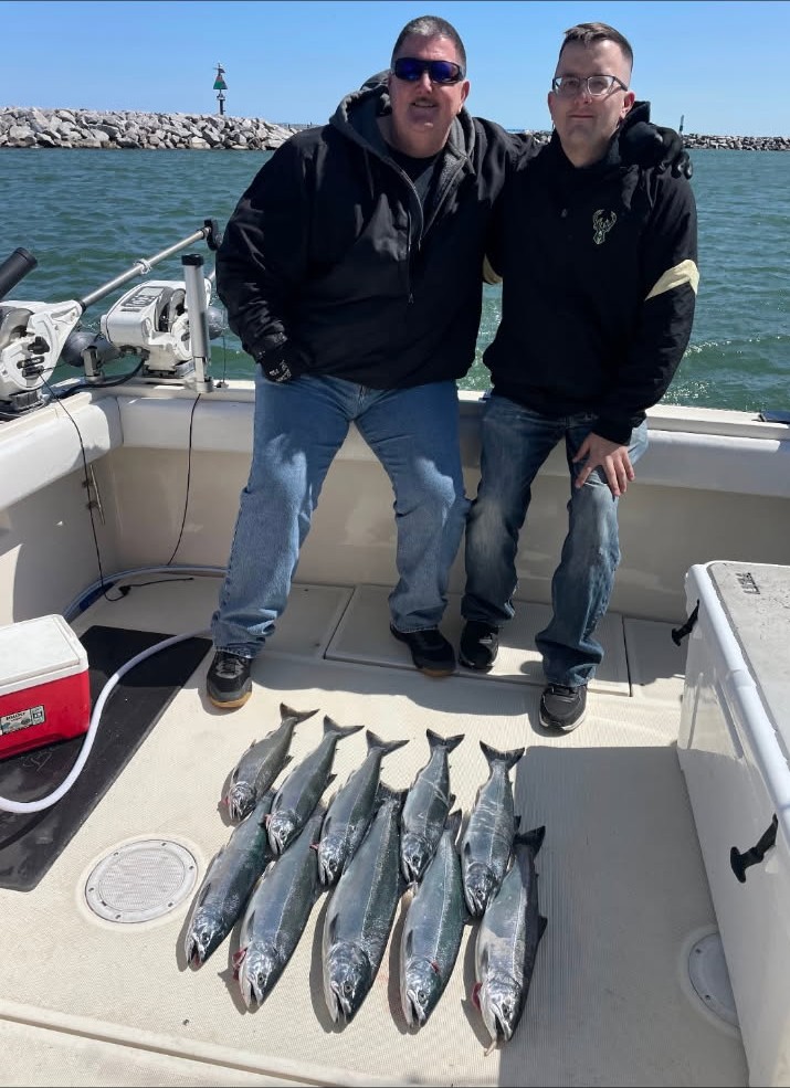 Lake Michigan salmon charter fishing Milwaukee trip