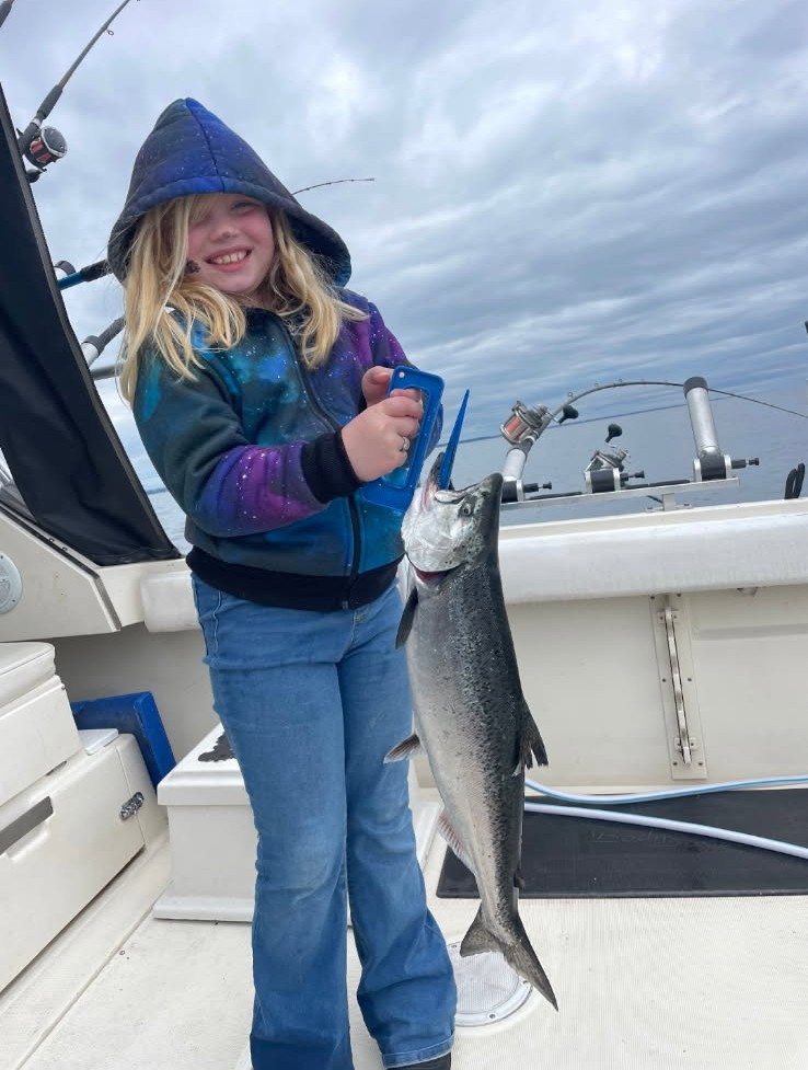 Lake Michigan fishing charter outing Wisconsin anglers