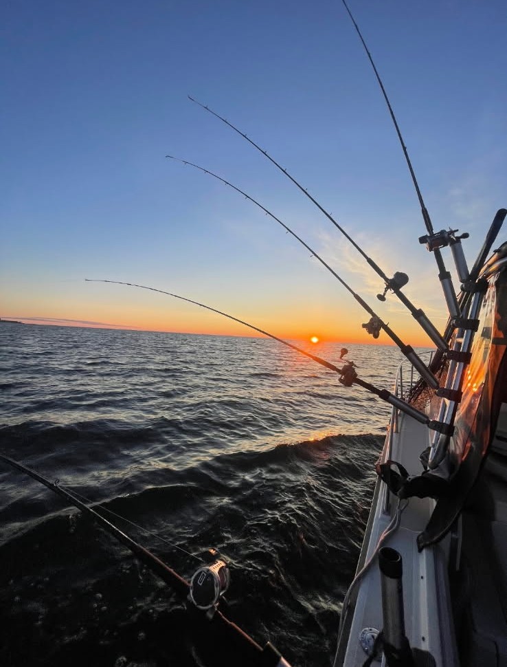 Charter fishing outing on Lake Michigan Wisconsin anglers
