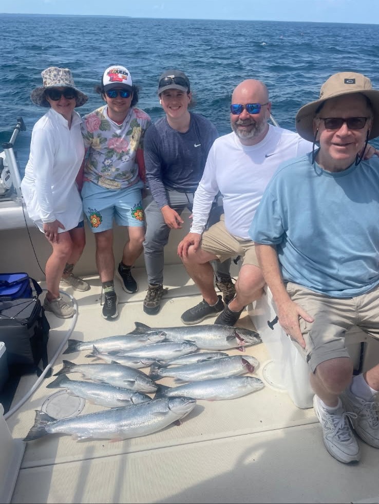 Lake Michigan charter fishing boat with Milwaukee anglers