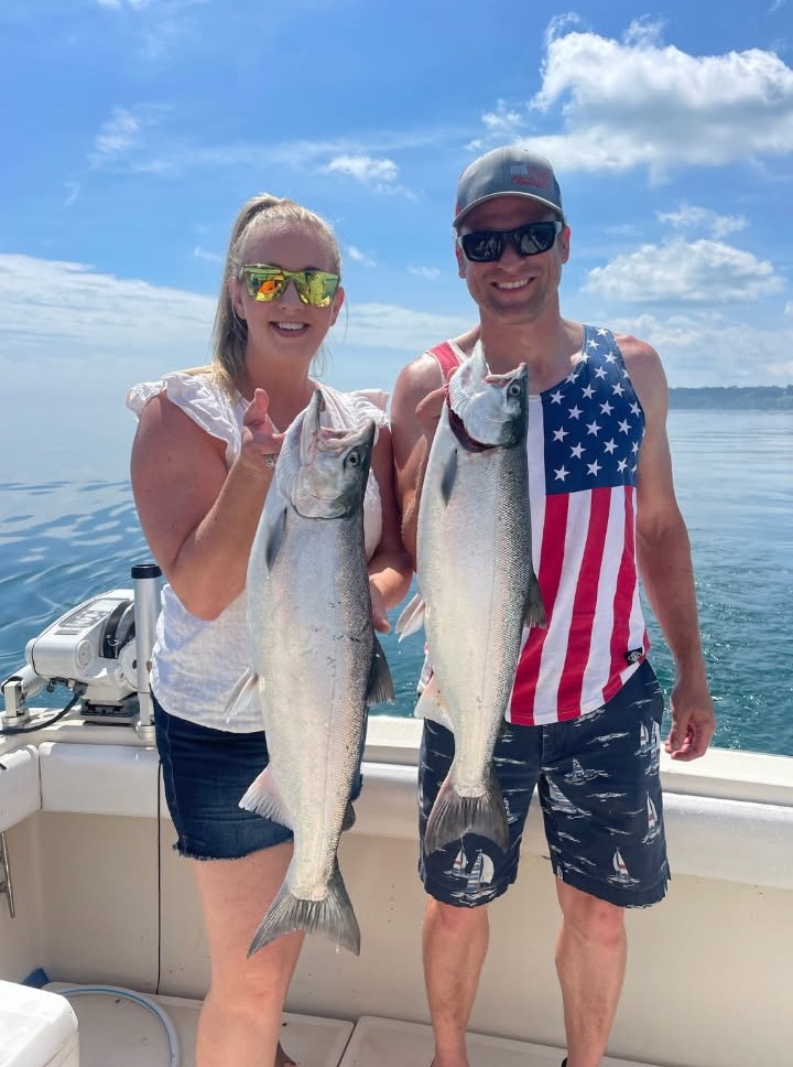 Charter fishing on Lake Michigan with Milwaukee guide