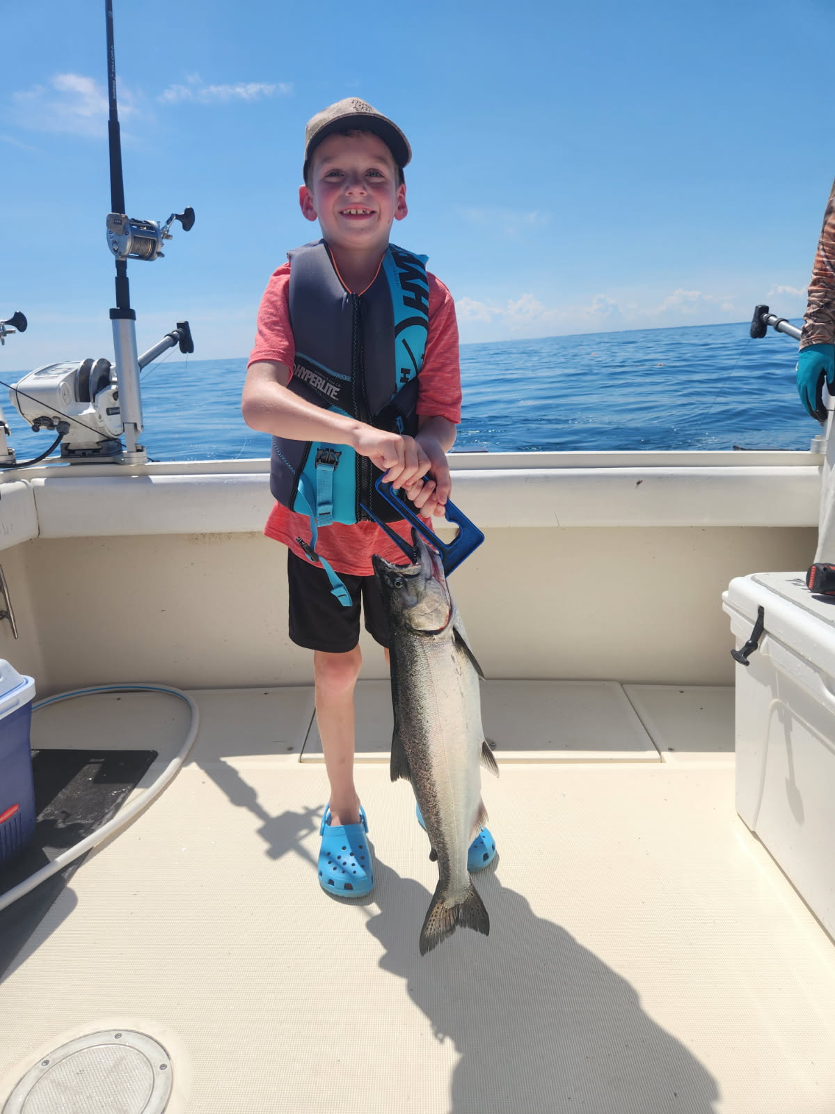 Milwaukee Wisconsin fishing charter boat on Lake Michigan