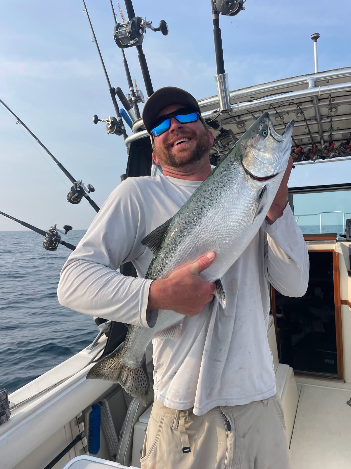 Wisconsin Lake Michigan salmon charter fishing trip